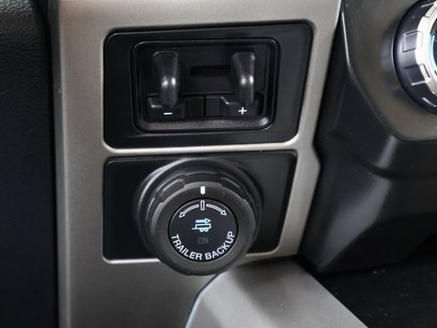 Used 2022 Ford F250 Lariat w/ Chrome Package image 33