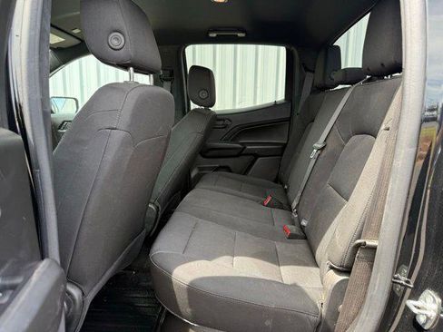 Used 2023 Chevrolet Colorado W/T RWD image 5