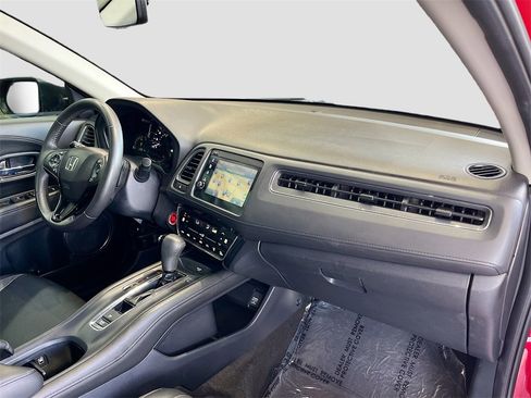 Used 2020 Honda HR-V Touring image 29