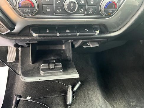 Used 2018 Chevrolet Silverado 1500 LT w/ All Star Edition AWD/4WD image 25