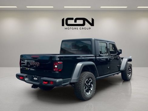 Used 2026 Jeep Gladiator Rubicon AWD/4WD image 5