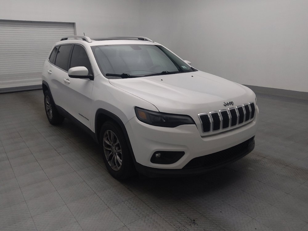 Used 2019 Jeep Cherokee Latitude Plus w/ Comfort/Convenience Group FWD image 13
