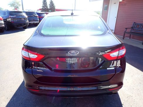 Used 2014 Ford Fusion SE FWD image 5