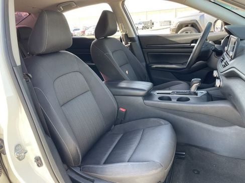 Used 2022 Nissan Altima 2.5 S FWD image 25