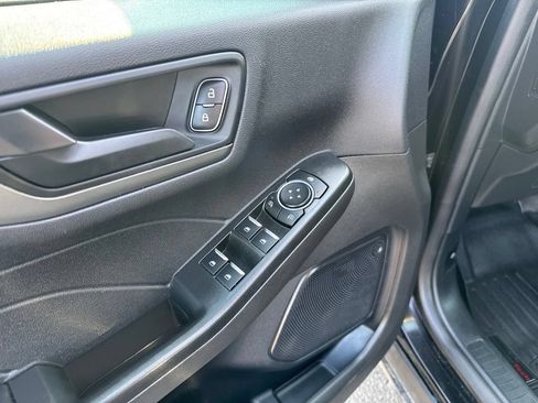 Used 2023 Ford Escape Active w/ Tech Pack #1 AWD/4WD image 10