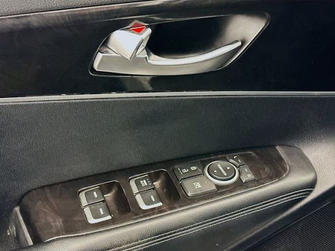 Used 2016 Kia Sorento LX w/ LX Convenience Package image 15