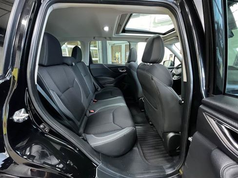 Used 2023 Subaru Forester Premium AWD/4WD image 29