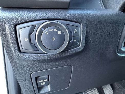 Used 2021 Ford Expedition Max XLT image 6