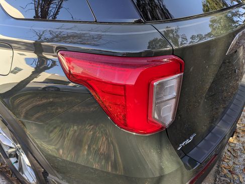 Used 2023 Ford Explorer XLT w/ Equipment Group 202A image 11