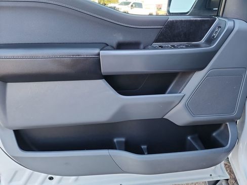 Used 2021 Ford F150 XLT w/ Equipment Group 302A High image 11