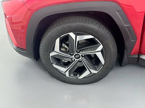 Certified 2023 Hyundai Tucson Limited AWD/4WD image 32