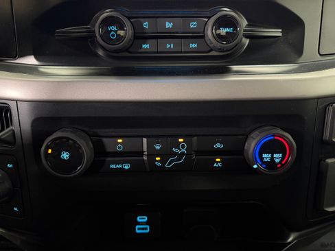 Used 2023 Ford F150 XL w/ XL Chrome Appearance Package AWD/4WD image 24