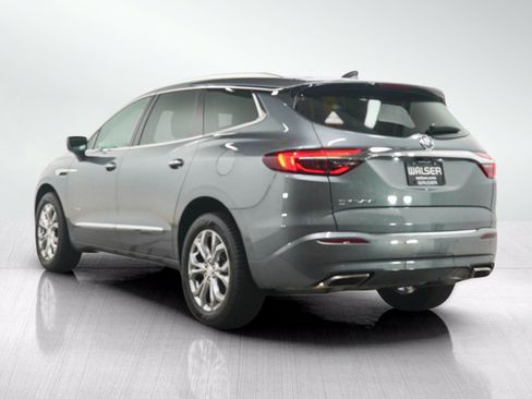 Used 2020 Buick Enclave Avenir w/ Avenir Technology Package AWD/4WD image 3