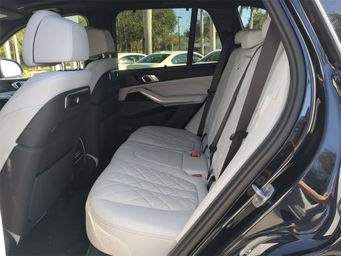 New 2026 BMW X5 xDrive40i w/ Executive Package image 14