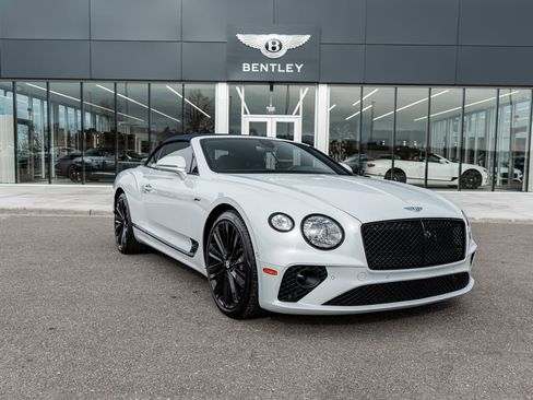 Used 2024 Bentley Continental GT Speed image 18