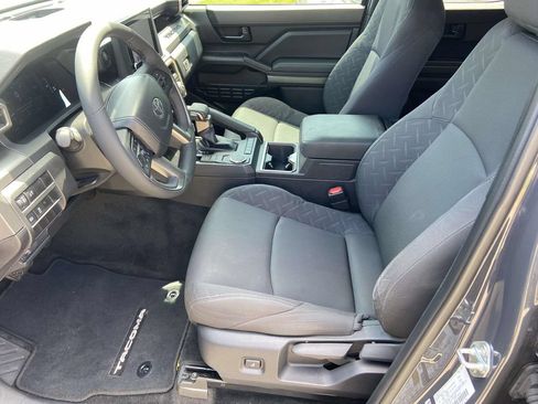Used 2024 Toyota Tacoma SR5 RWD image 19
