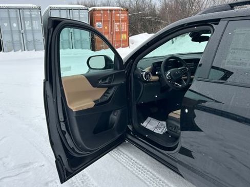 New 2026 Chevrolet Equinox ACTIV image 11