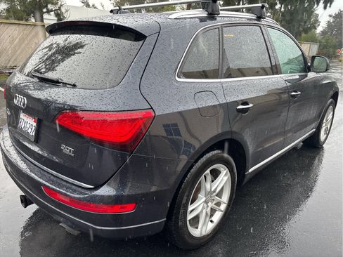Used 2017 Audi Q5 2.0T Premium Plus w/ Technology Package image 3