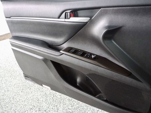 Used 2024 Toyota Camry XSE image 21