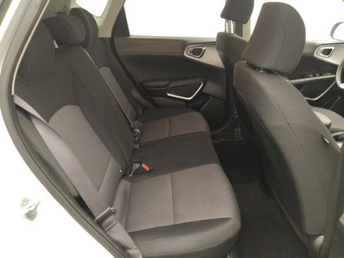 Used 2021 Kia Soul LX FWD image 19