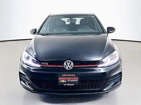 Used 2018 Volkswagen GTI SE w/ SE Leather Package image 4