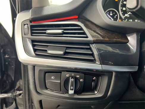 Used 2015 BMW X5 xDrive35i image 19