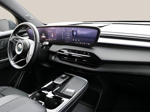 Used 2025 Buick Enclave Preferred image 20