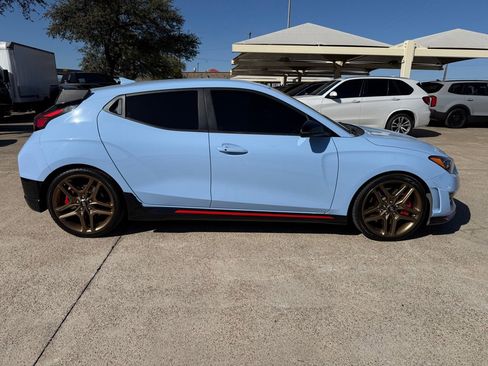 Used 2020 Hyundai Veloster N w/ Performance Package image 8
