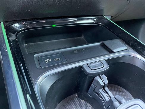 Used 2021 Mercedes-Benz GLB 250 4MATIC image 19