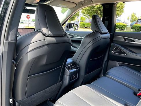 Certified 2026 INFINITI QX60 Luxe w/ Cargo Package AWD/4WD image 31