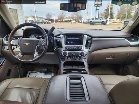 Used 2016 Chevrolet Suburban LTZ image 24