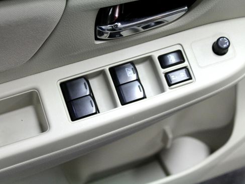 Used 2012 Subaru Impreza 2.0i Premium w/ All-Weather Pkg image 16