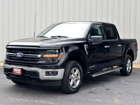 Used 2024 Ford F150 XLT w/ Mobile Office Package AWD/4WD image 4