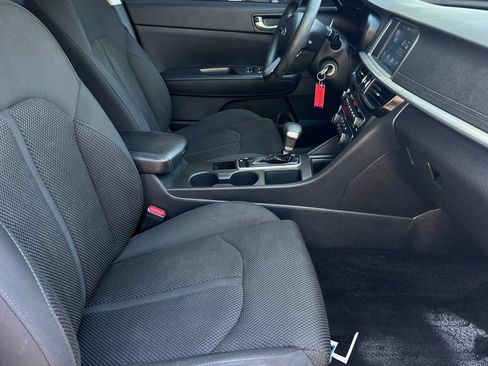 Used 2019 Kia Optima LX FWD image 15