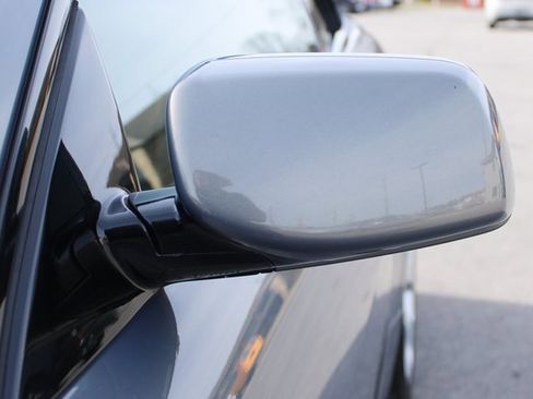 Used 2007 BMW 650i Convertible image 7