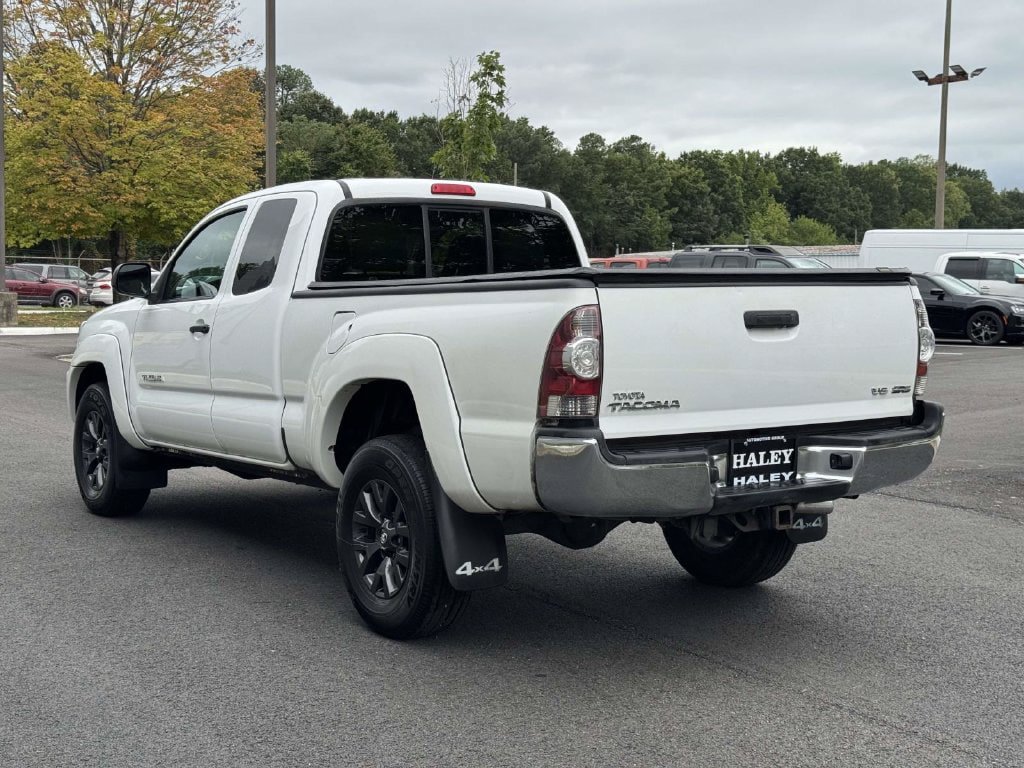 Used 2013 Toyota Tacoma 4x4 Access Cab V6 w/ SR5 Pkg image 23