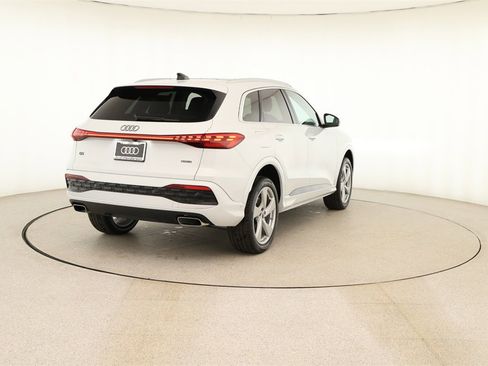 New 2025 Audi Q5 Premium Plus image 6
