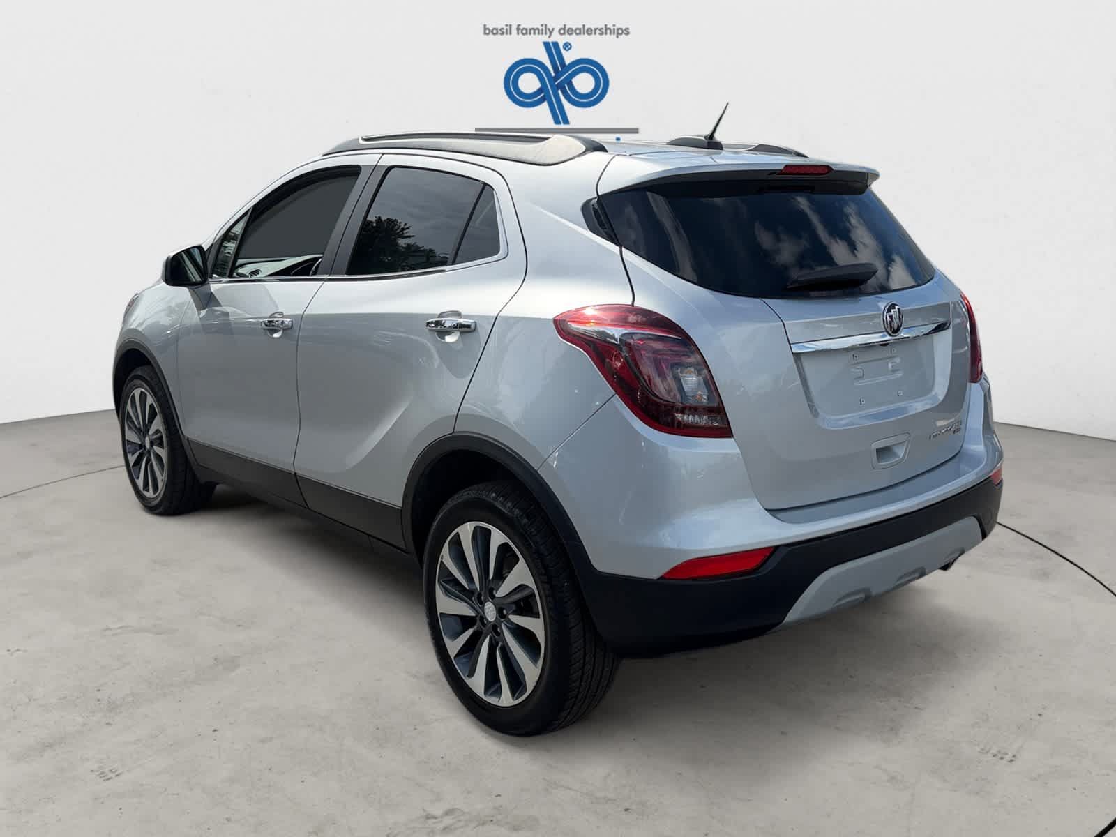 Used 2022 Buick Encore Preferred w/ Safety Package AWD/4WD image 5