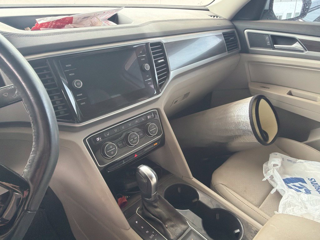Used 2018 Volkswagen Atlas SEL FWD image 4
