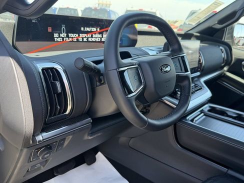 New 2026 Ford Expedition Max Platinum w/ Stealth Performance Package AWD/4WD image 26
