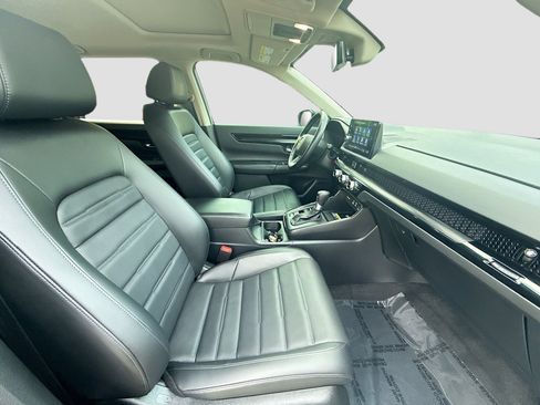 Used 2025 Honda CR-V EX-L image 30