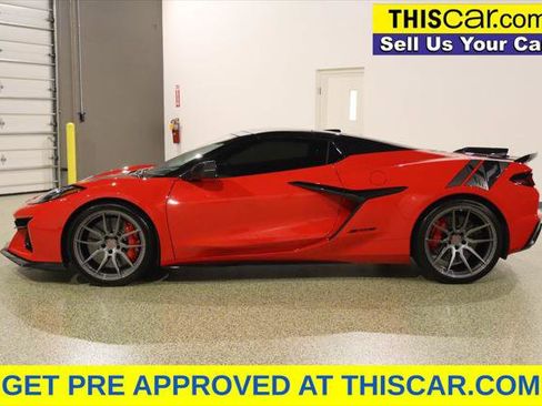 Used 2024 Chevrolet Corvette Z06 RWD image 5