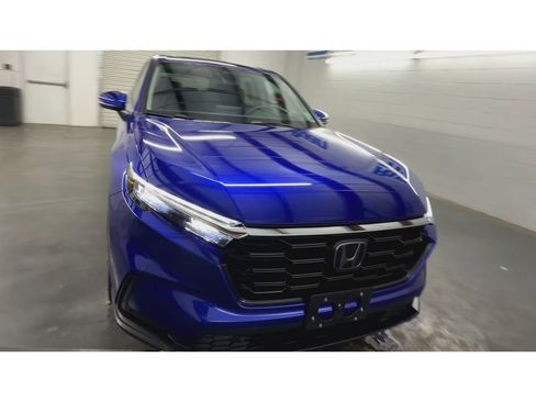 Certified 2023 Honda CR-V EX-L image 3