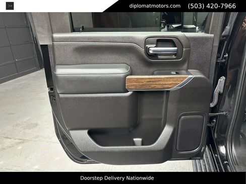 Used 2022 Chevrolet Silverado 2500 High Country w/ Z71 Off-Road Package image 24