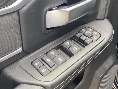 New 2026 RAM 2500 Big Horn AWD/4WD image 15