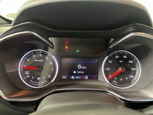 Used 2021 Chevrolet TrailBlazer ACTIV w/ Technology Package AWD/4WD image 27