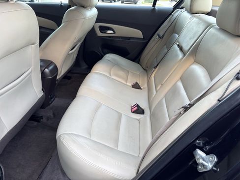 Used 2012 Chevrolet Cruze LT image 14