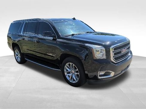 Used 2018 GMC Yukon XL SLT AWD/4WD image 1