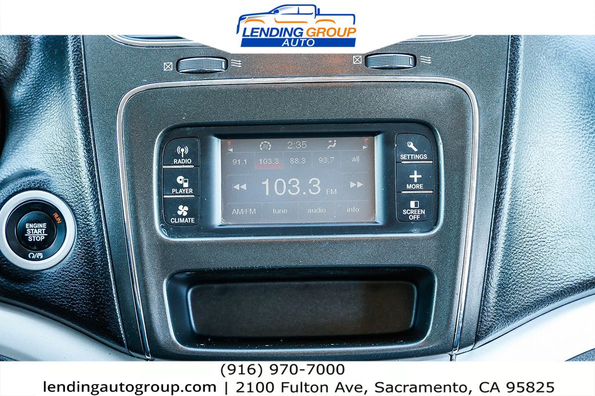 Used 2018 Dodge Journey SE FWD image 12
