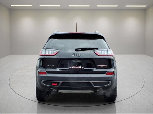 Used 2019 Jeep Cherokee Trailhawk w/ Cold Weather Group AWD/4WD image 21